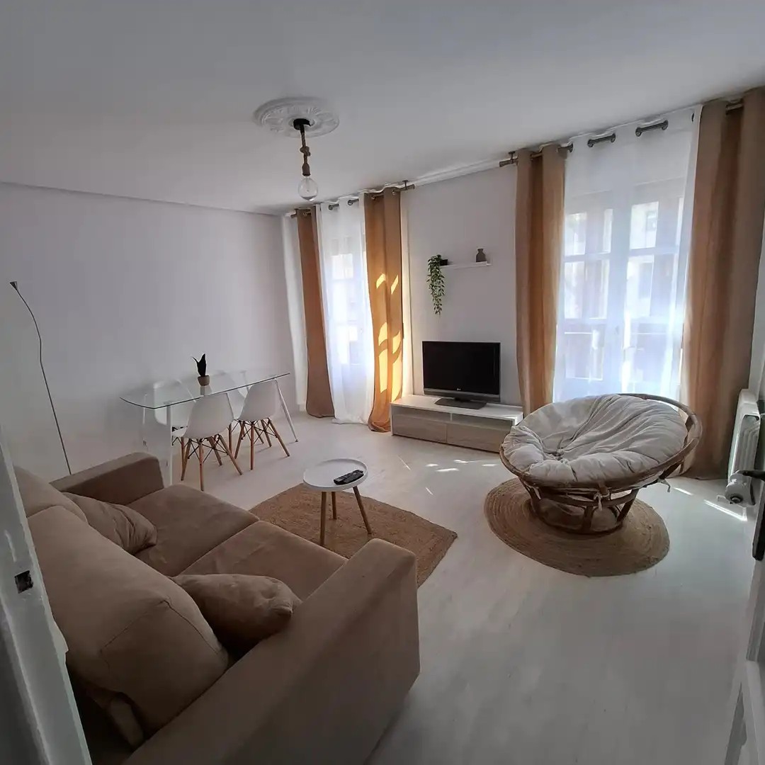 Sala de estar de Piso en venta en  Logroño con Calefacción