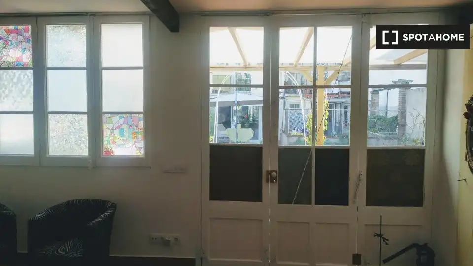 Flat for rent in Sants-Badal