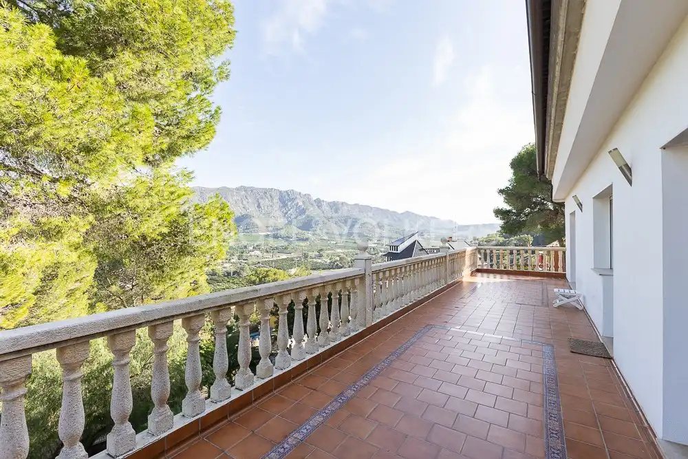 Vista exterior de Casa o chalet en venta en Carcaixent con Calefacción, Jardín privado y Terraza