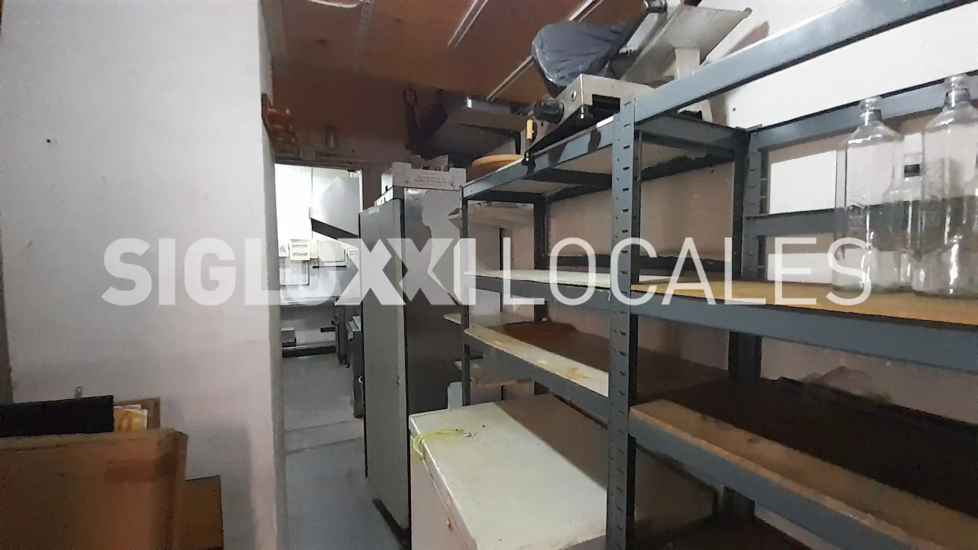 Local en traspaso en Barcelona con Aire acondicionado