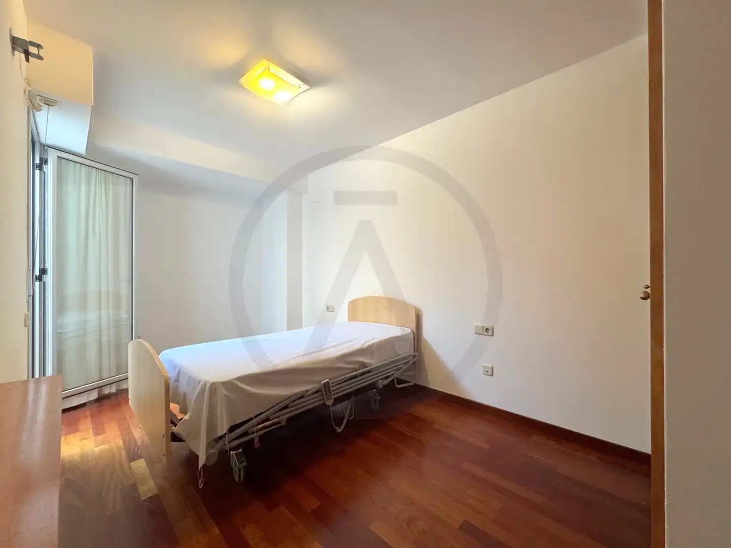 Schlafzimmer von Wohnung zum Verkauf in Terrassa mit Klimaanlage, Heizung und Parkett