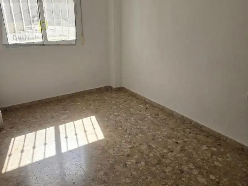 Habitación de Planta baja en venta en Elche / Elx con Terraza