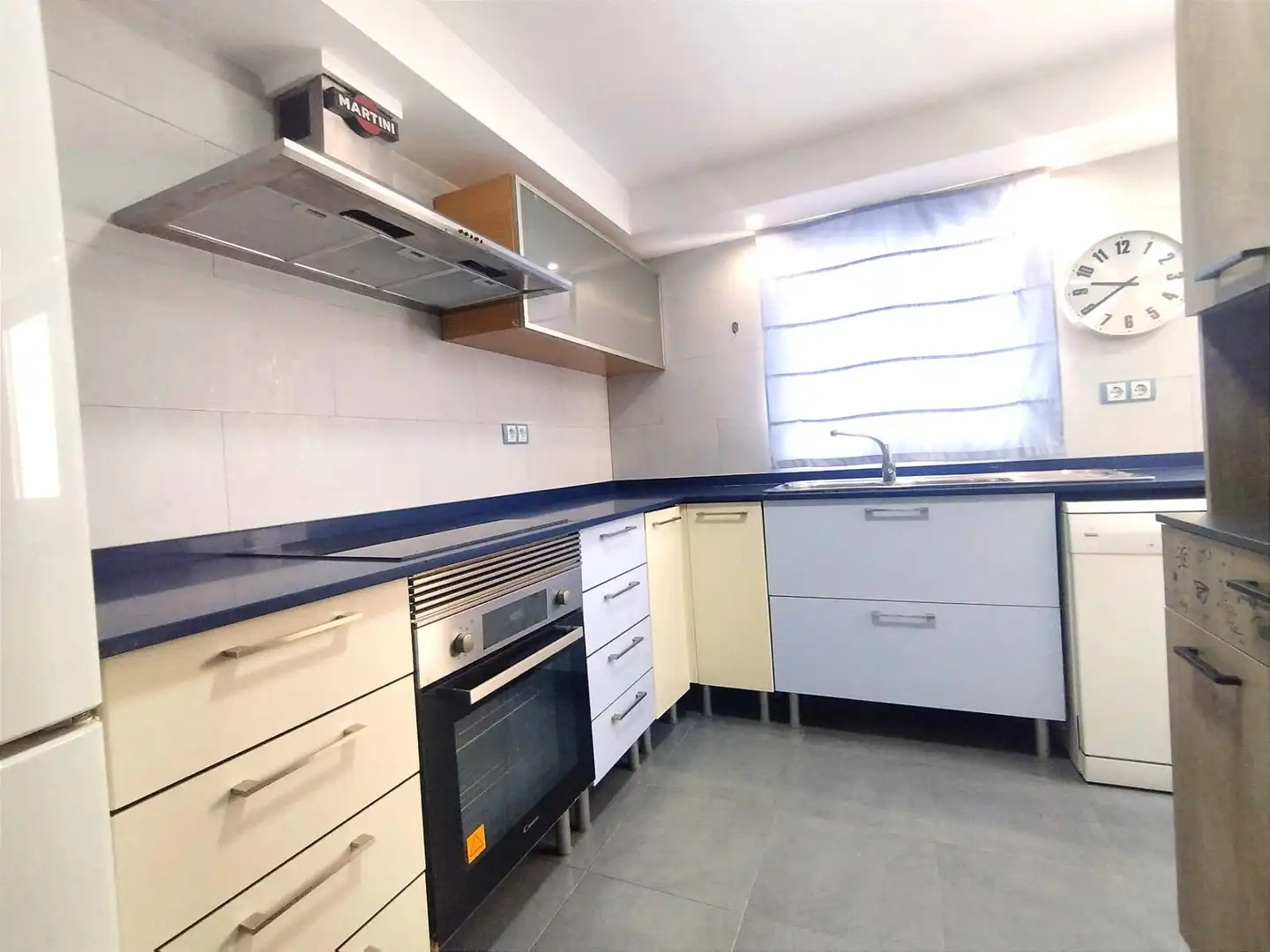 Cocina de Piso en venta en Valencia con Aire acondicionado y Balcón