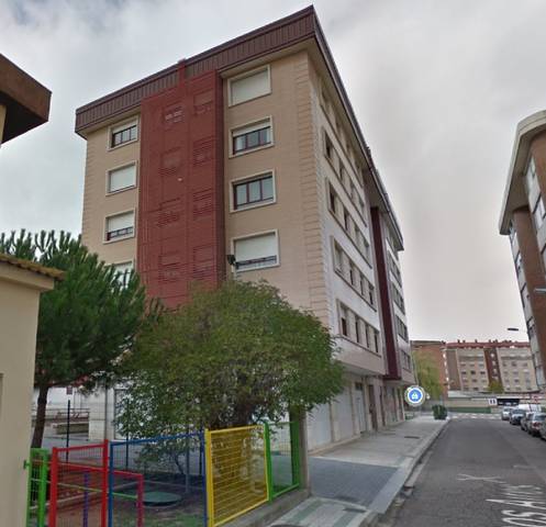 Garaje en Venta en Pan y Guindas