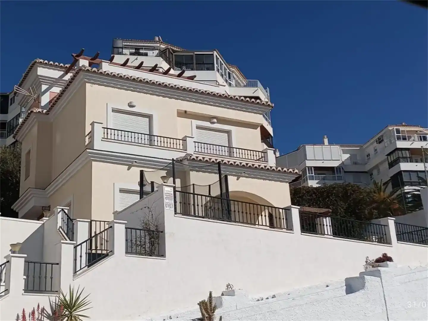 Exterior view of Houses for rent in Torrox  with Swimming Pool and Balcony