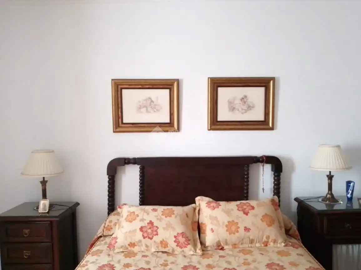 Habitación de Piso en venta en Sevilla con Aire acondicionado, Terraza y Amueblado