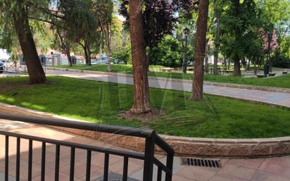 Exterior view of Flat for sale in  Madrid Capital  with Air Conditioner, Parquet flooring and Alarm