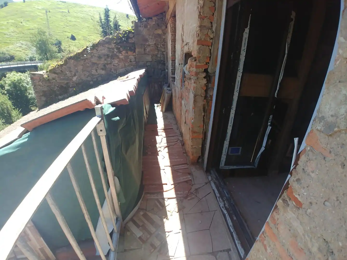 Terrassa de Casa adosada en venda en Santiurde de Reinosa amb Terrassa i Balcó