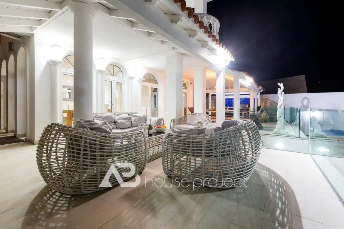 Casa con piscina en venta en Calle el Sauce, imagen 3