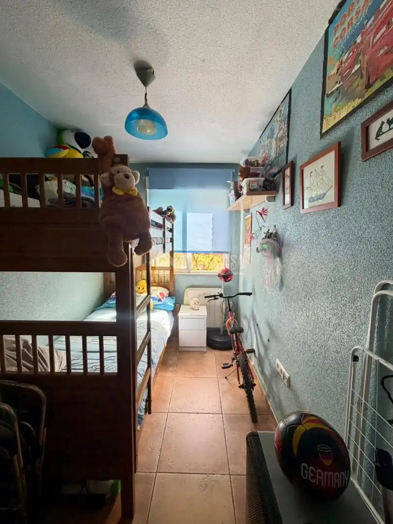 Flat for sale in Calle Angela González, imagen 3