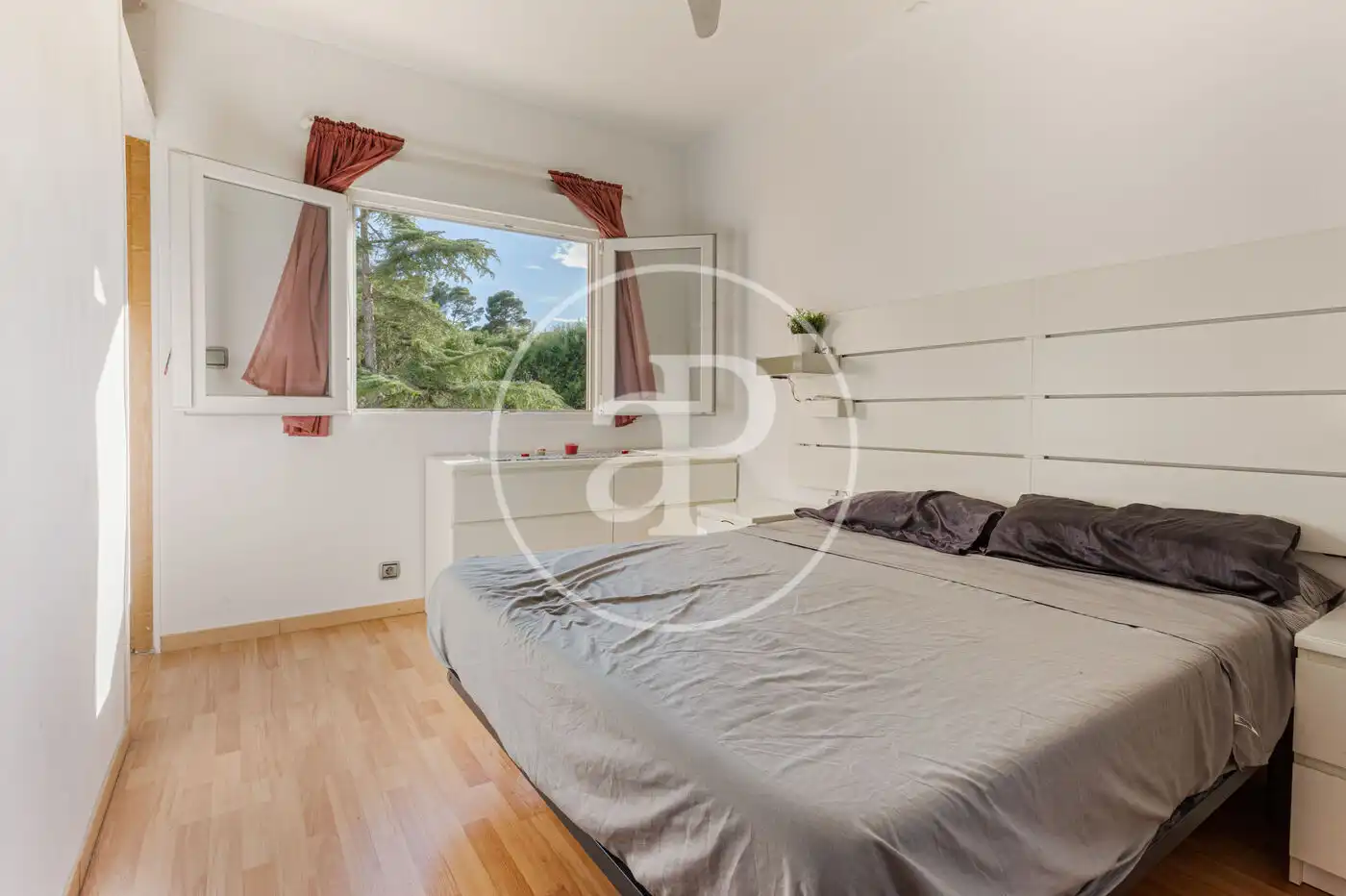 Habitación de Casa o chalet en venta en Godelleta con Aire acondicionado, Calefacción y Jardín privado