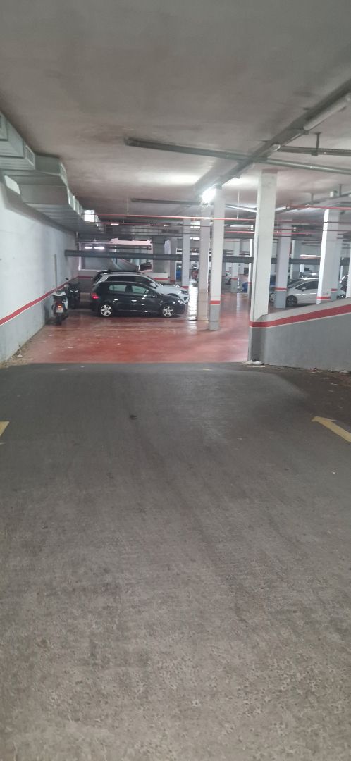 Aparcament de Garatge en venda en Sant Boi de Llobregat