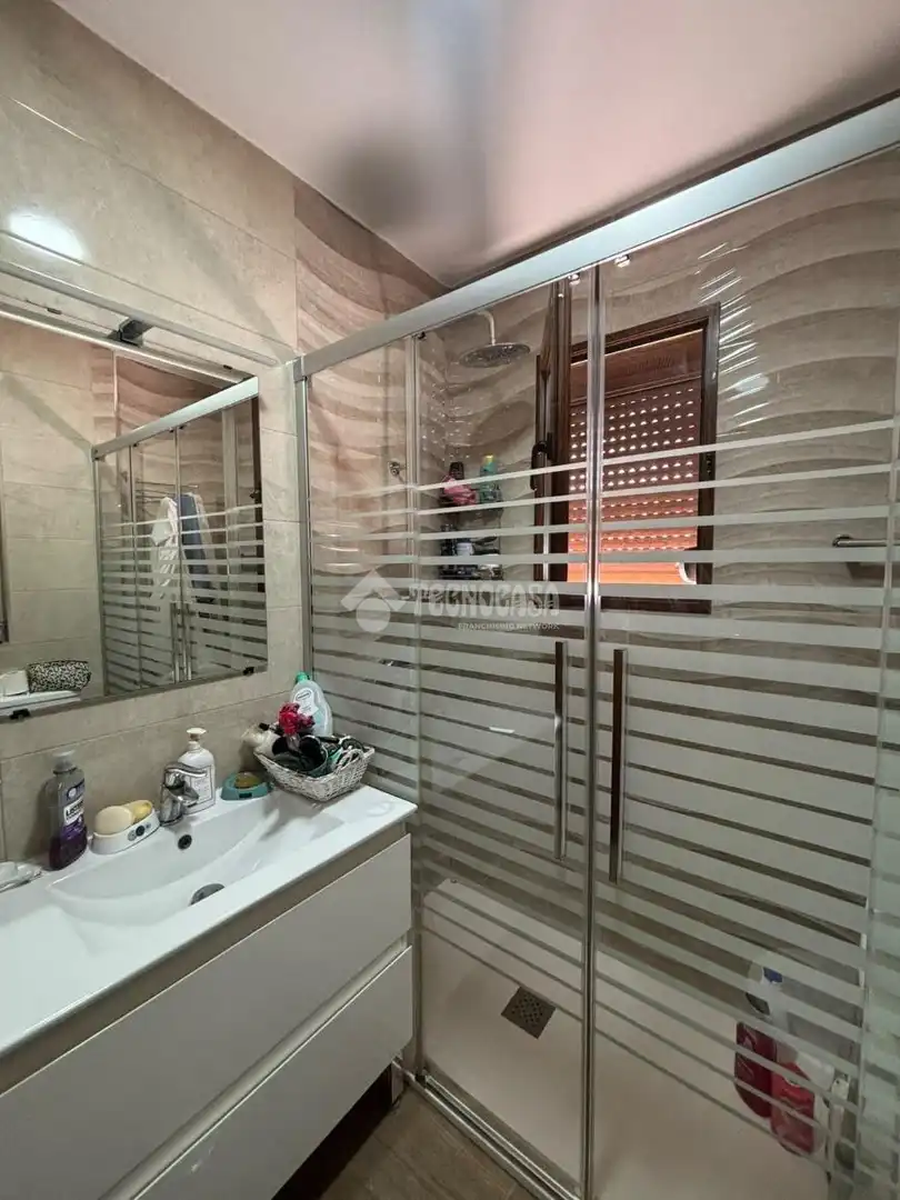 Casa aparellada en venda a Andújar, imagen 32