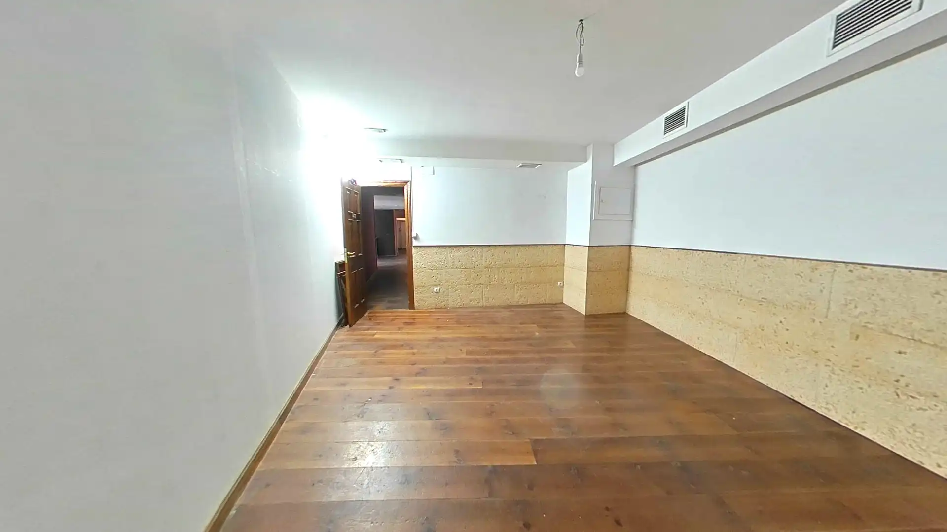 Local en venta en Pradoluengo