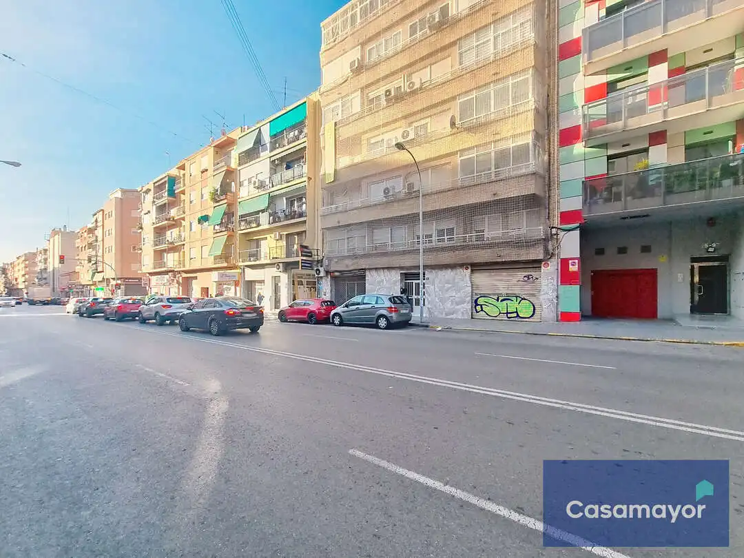 Local comercial de lloguer a Avinguda Novelda