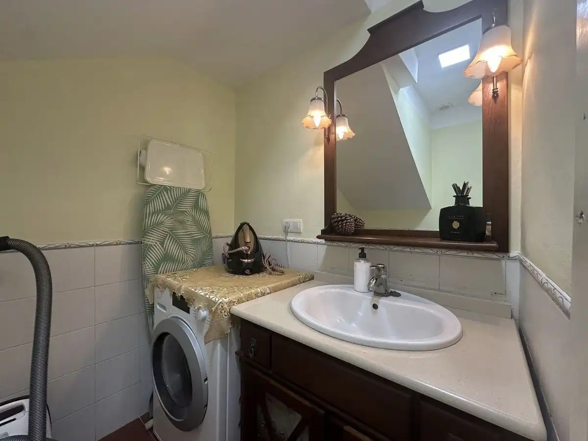 Bany de Casa o xalet en venda en Mijas amb Aire condicionat, Jardí privat i Terrassa