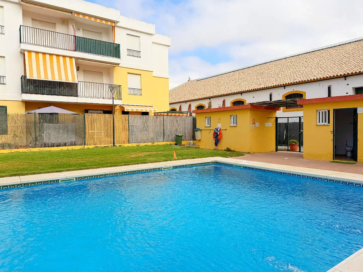 Pis amb piscina en venda a Plaza de la Estación, imagen 2