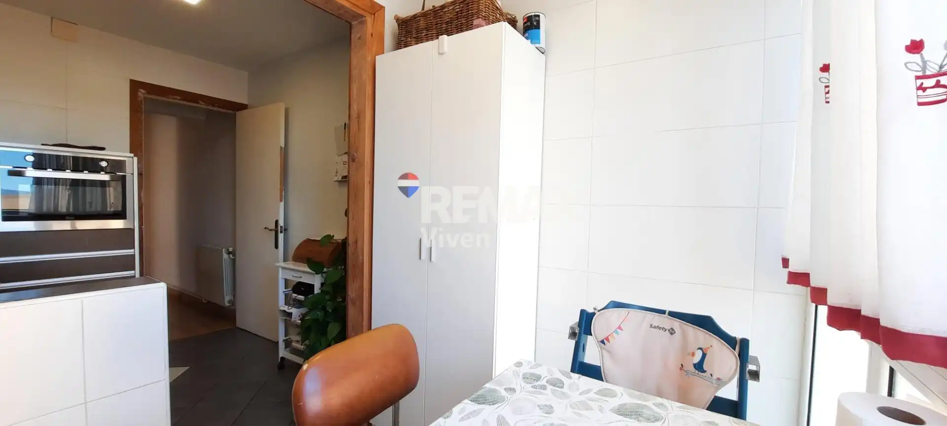 Cuina de Àtic en venda en Vilanova i la Geltrú amb Calefacció, Parquet i Terrassa