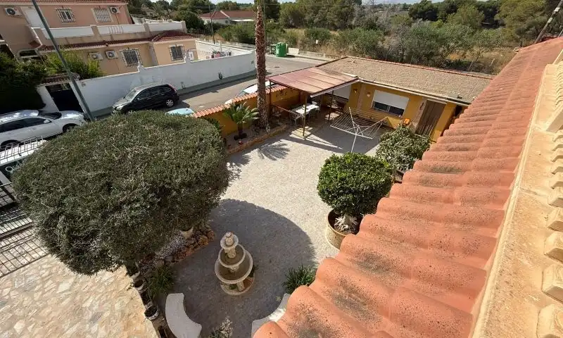 Villa zum Verkauf in Calle  Almendro, imagen 16