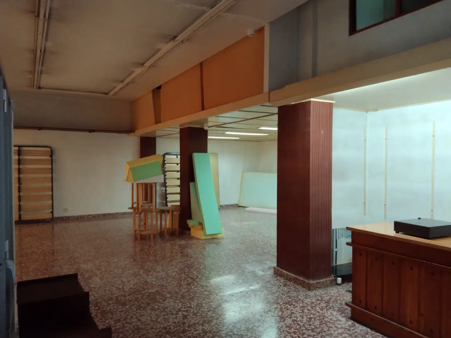Local comercial de lloguer a Plaza Monasterio de Iranzu 1, imagen 3