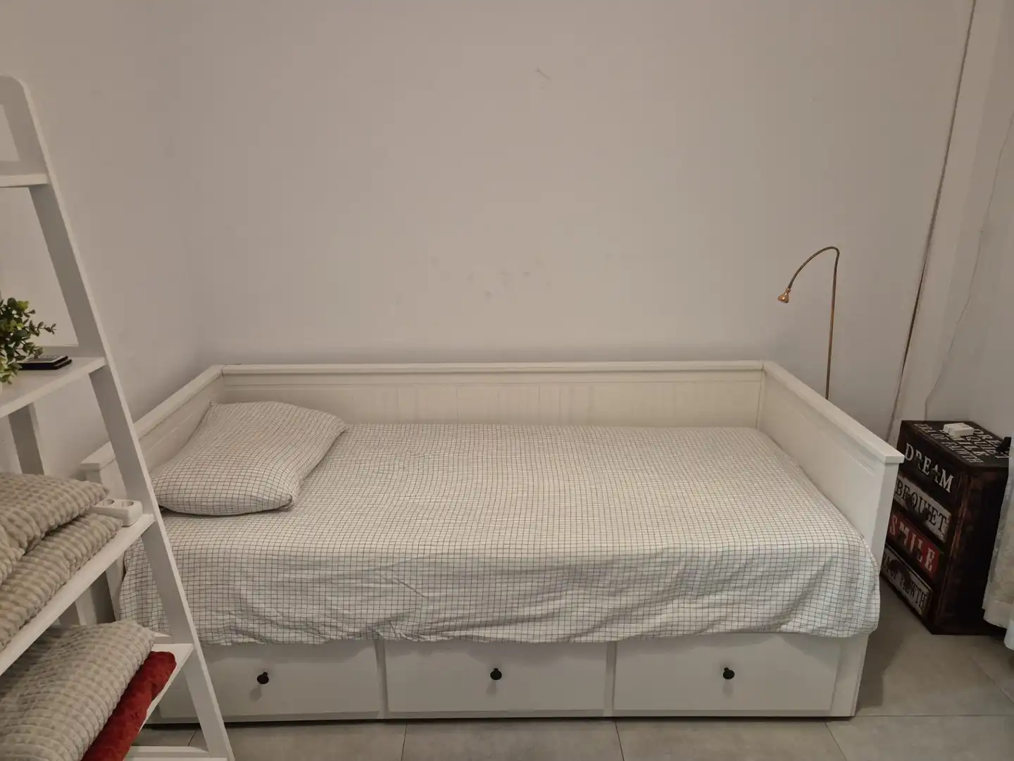 Habitación de Apartamento en venta en Adeje con Amueblado, Horno y Lavadora