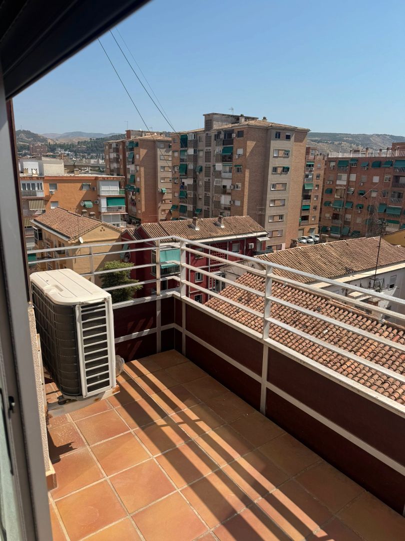 Balcony of Flat to rent in  Granada Capital  with Air Conditioner, Furnished and Oven