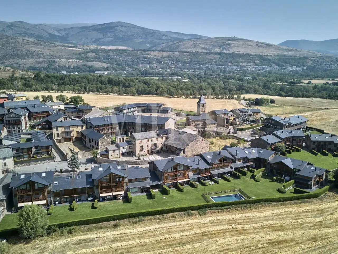 Vista exterior de Casa adosada en venta en Guils de Cerdanya con Calefacción, Parquet y Terraza