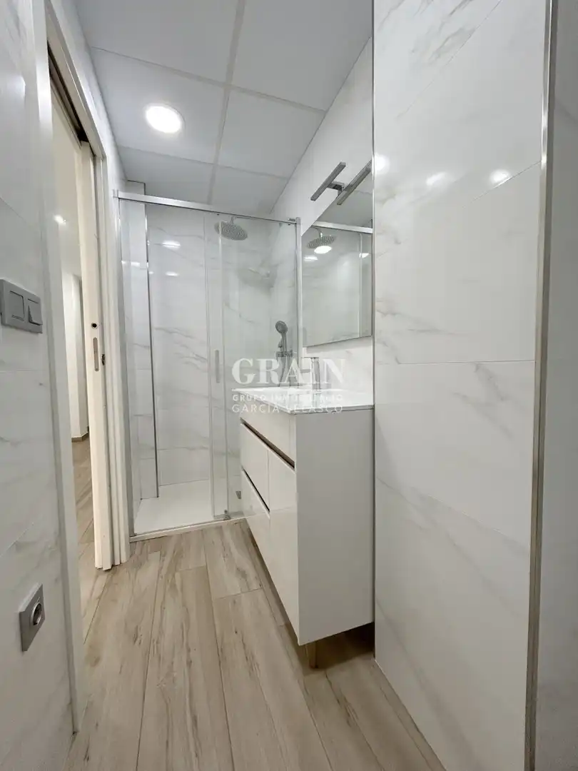Piso con terraza en venta en Ensanche - Franciscanos, imagen 13