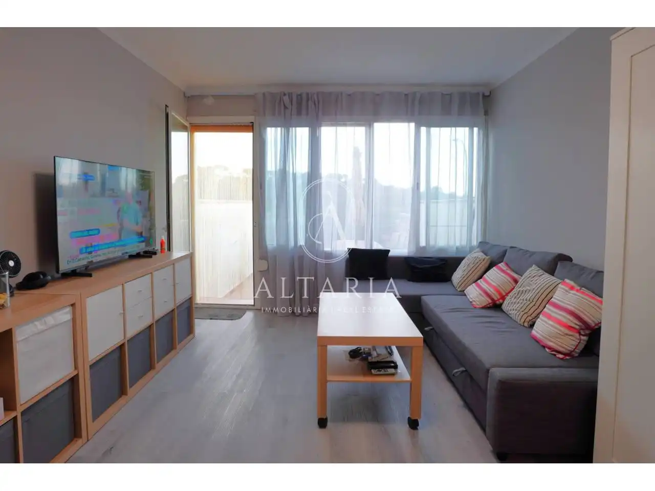 Living room of Lofts for sale in Tordera  with Terrace, Furnished and Alarm