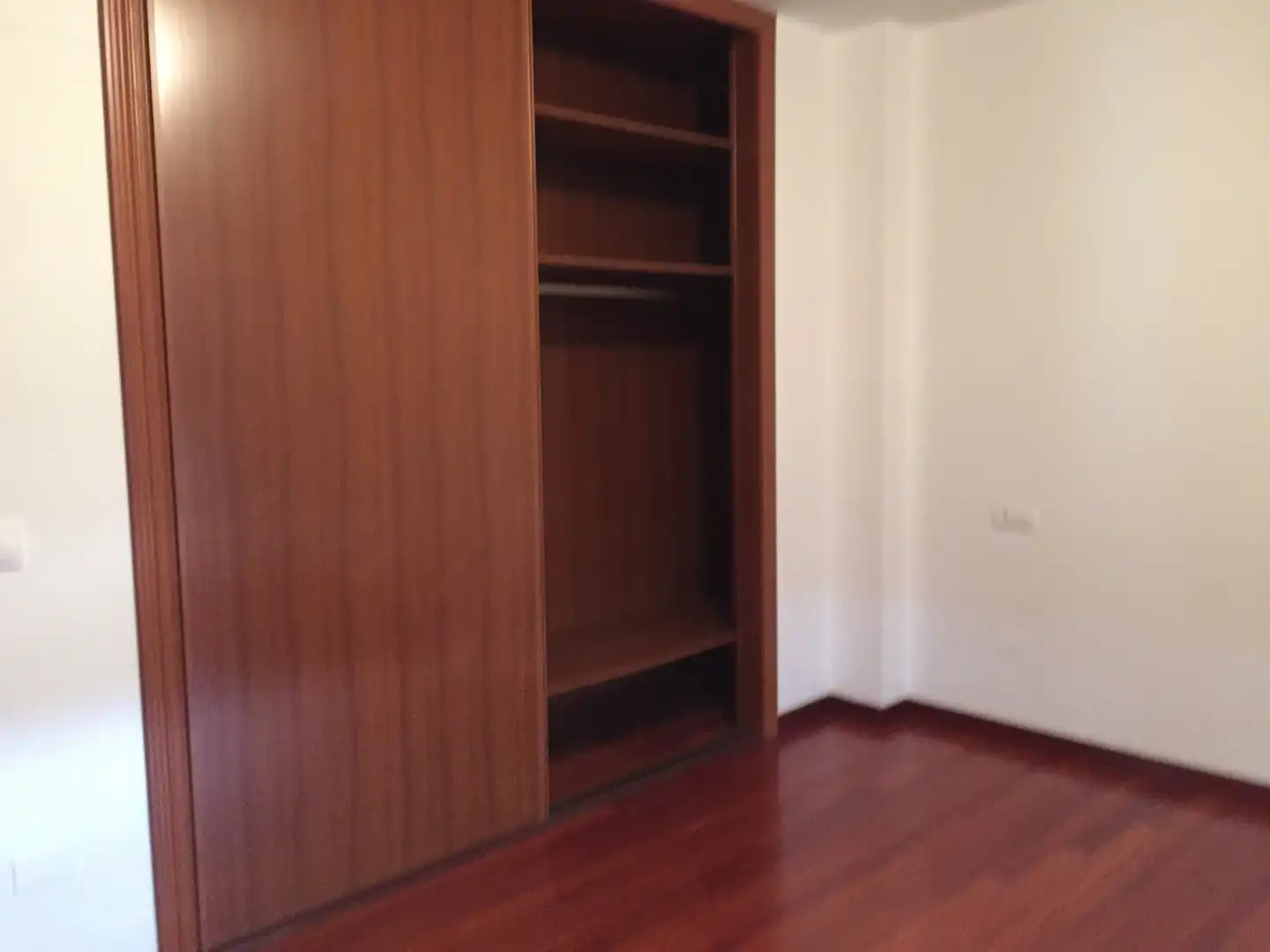 Bedroom of Houses for sale in Santiago de Compostela   with Furnished