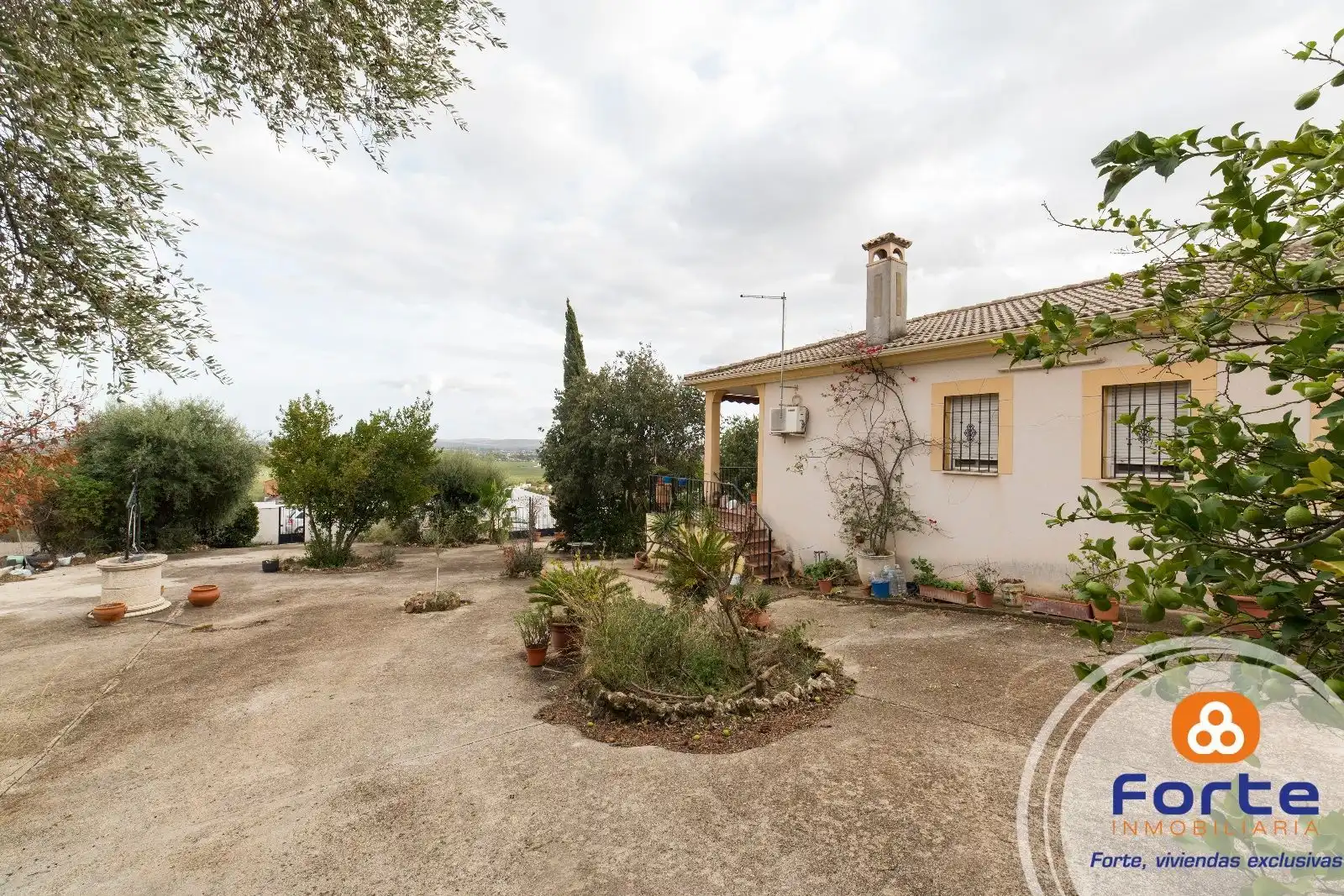 Villa mit Garten zum Verkauf in Almodóvar del Río, imagen 2