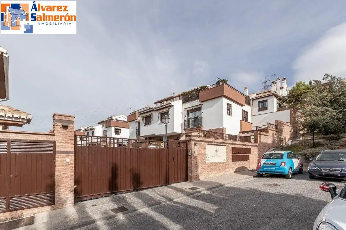 Exterior view of Houses for sale in Huétor Vega  with Air Conditioner, Heating and Terrace