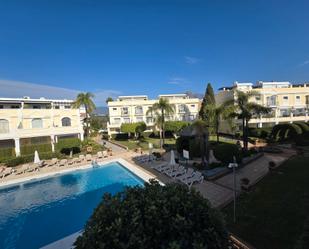 Vista exterior de Casa adosada de lloguer en Marbella amb Moblat