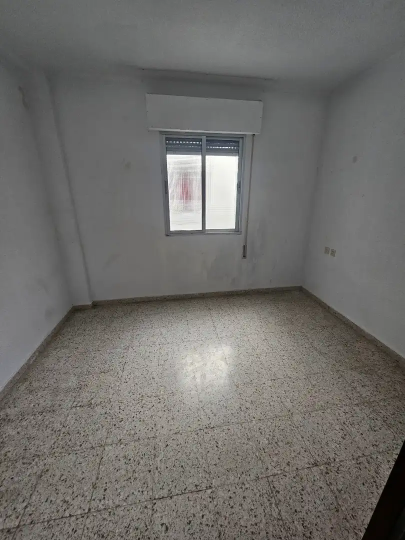 Bedroom of Flat for sale in Cáceres