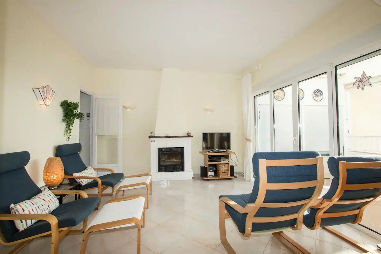 Apartments for sale in 7 Calle Piñones #ESC 6, PT 1, PTA 5, Velilla - Velilla Taramay