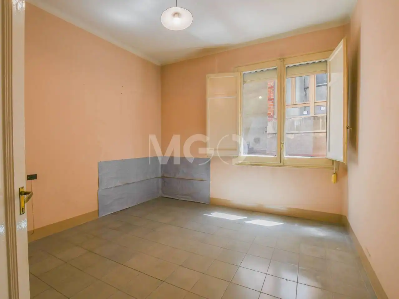 Bedroom of Flat for sale in Vic  with Heating and Storage room
