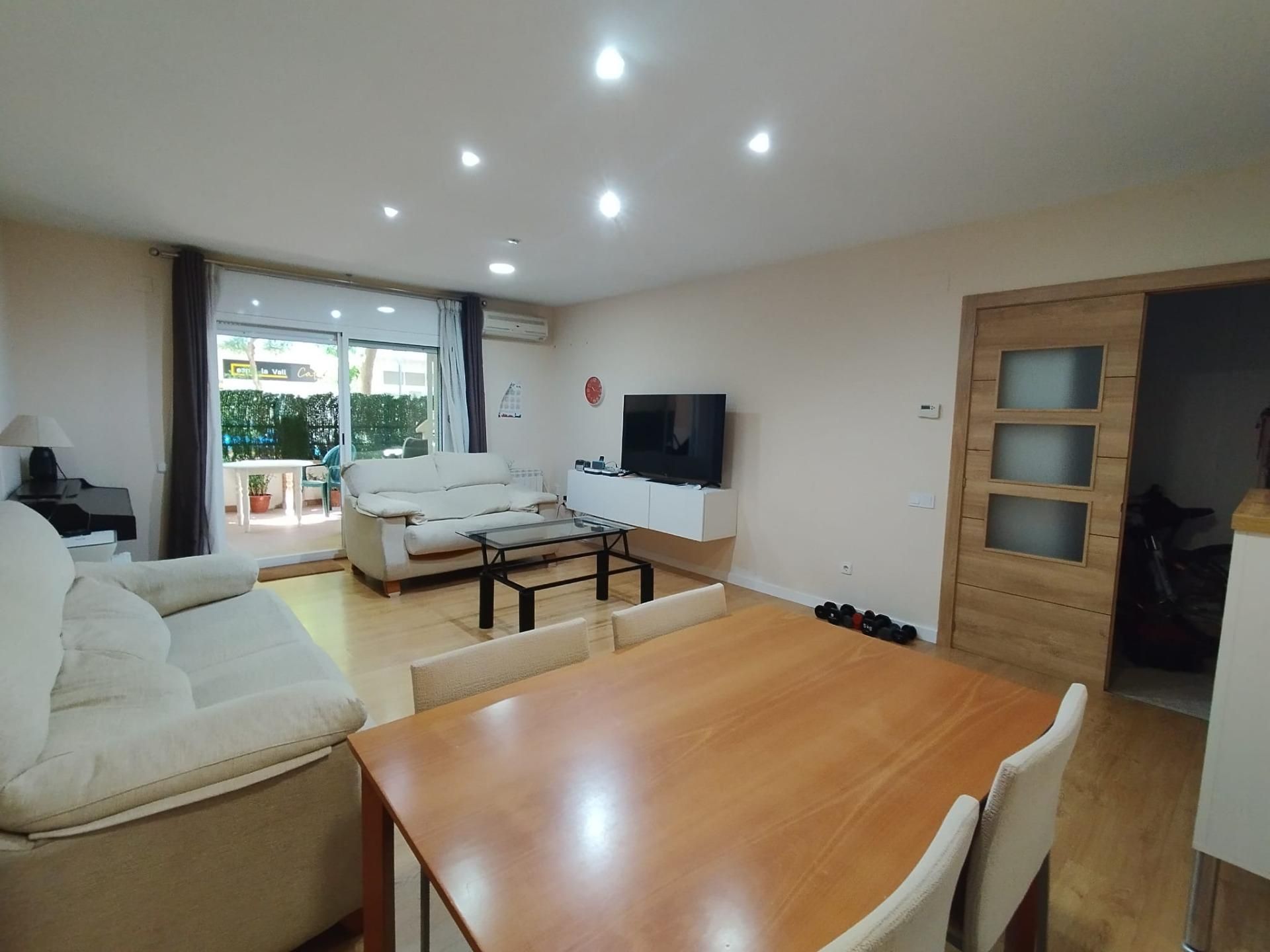 Living room of Flat for sale in  Tarragona Capital  with Air Conditioner, Heating and Private garden
