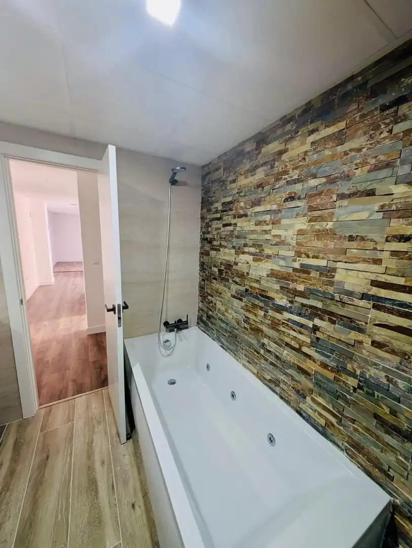 Baño de Ático en venta en Alicante / Alacant con Aire acondicionado, Calefacción y Terraza