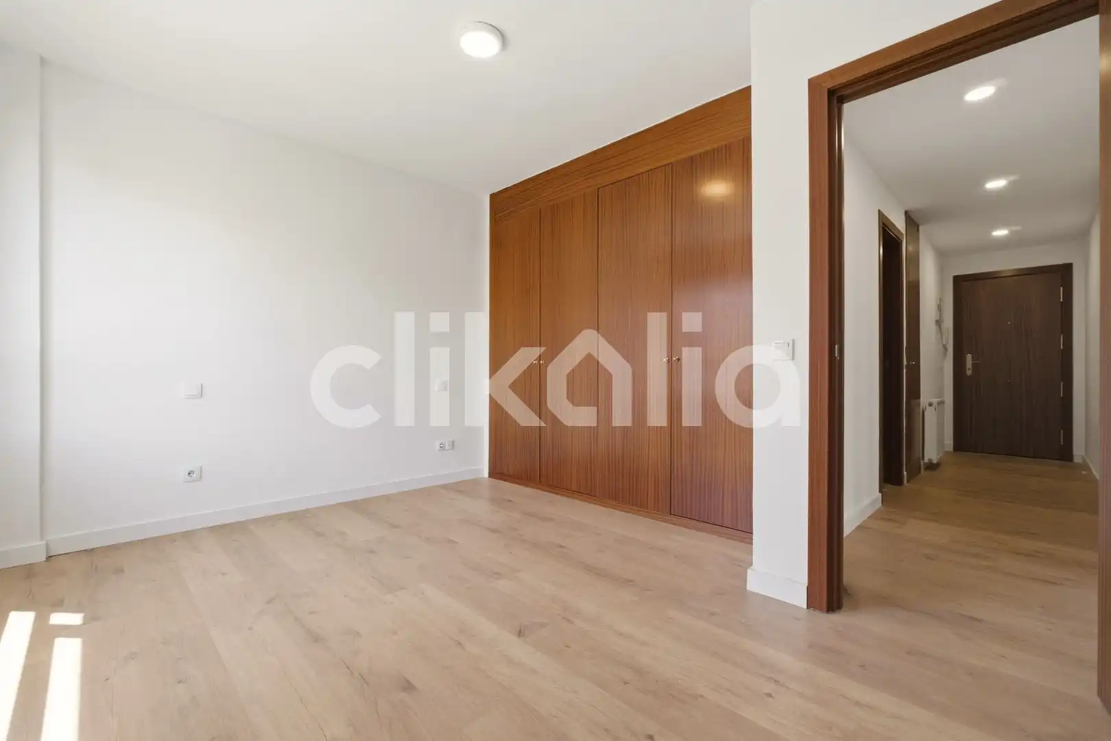 Habitación de Piso de alquiler en Madrid con Calefacción, Trastero y Piscina