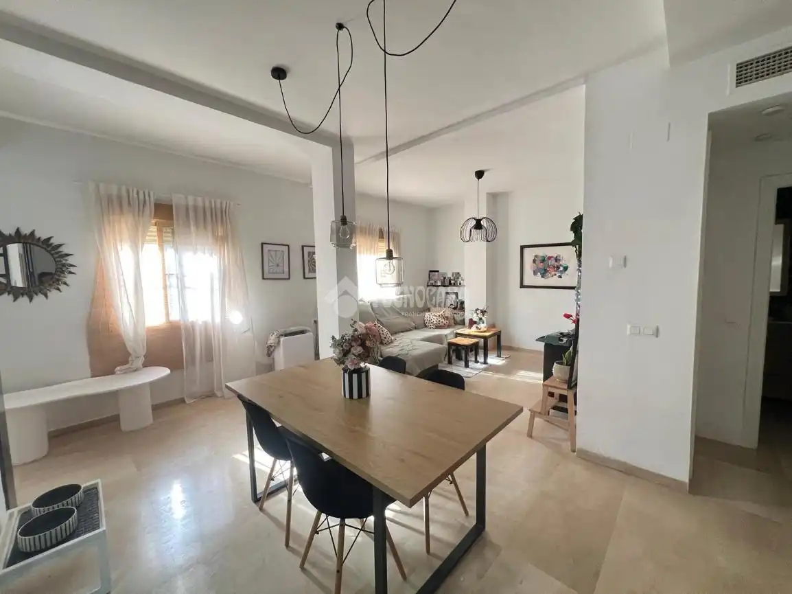 Sala de estar de Ático en venta en Dos Hermanas