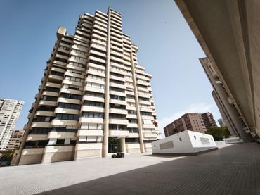 Pis amb piscina en venda a Calle JUAN LLORCA