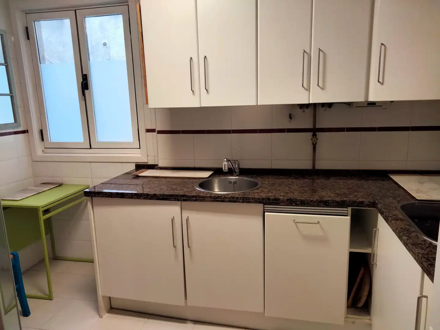 Cuina de Pis de lloguer en Gijón  amb Calefacció, Parquet i Moblat