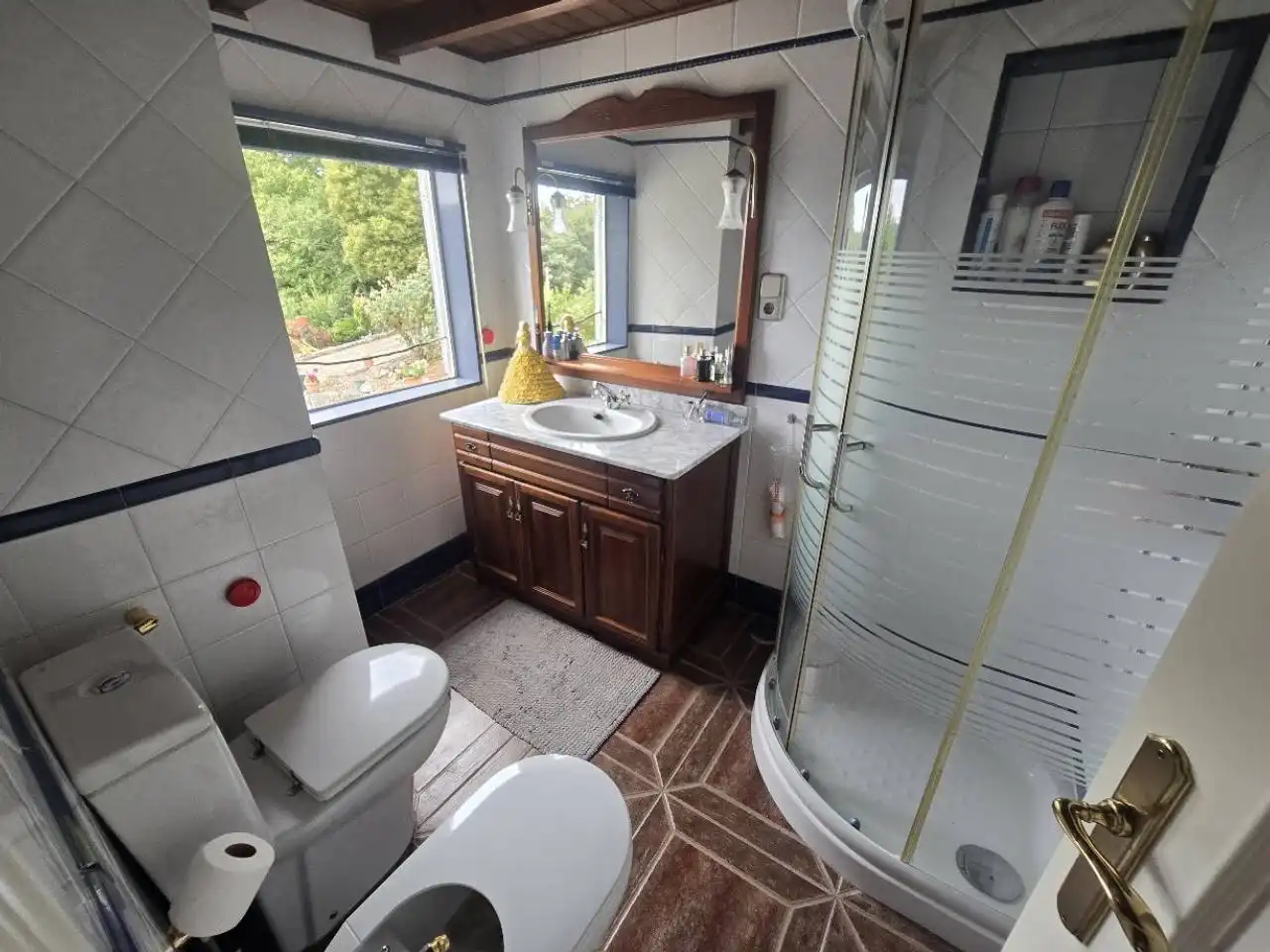 Badezimmer von Haus oder Chalet zum Verkauf in O Saviñao  mit Heizung, Privatgarten und Terrasse