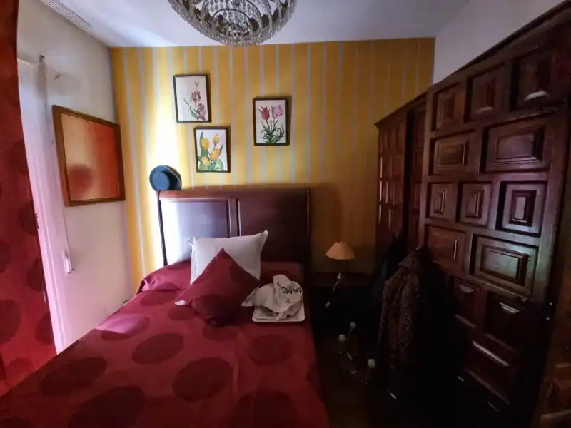 Habitación de Casa o chalet en venta en Lucena