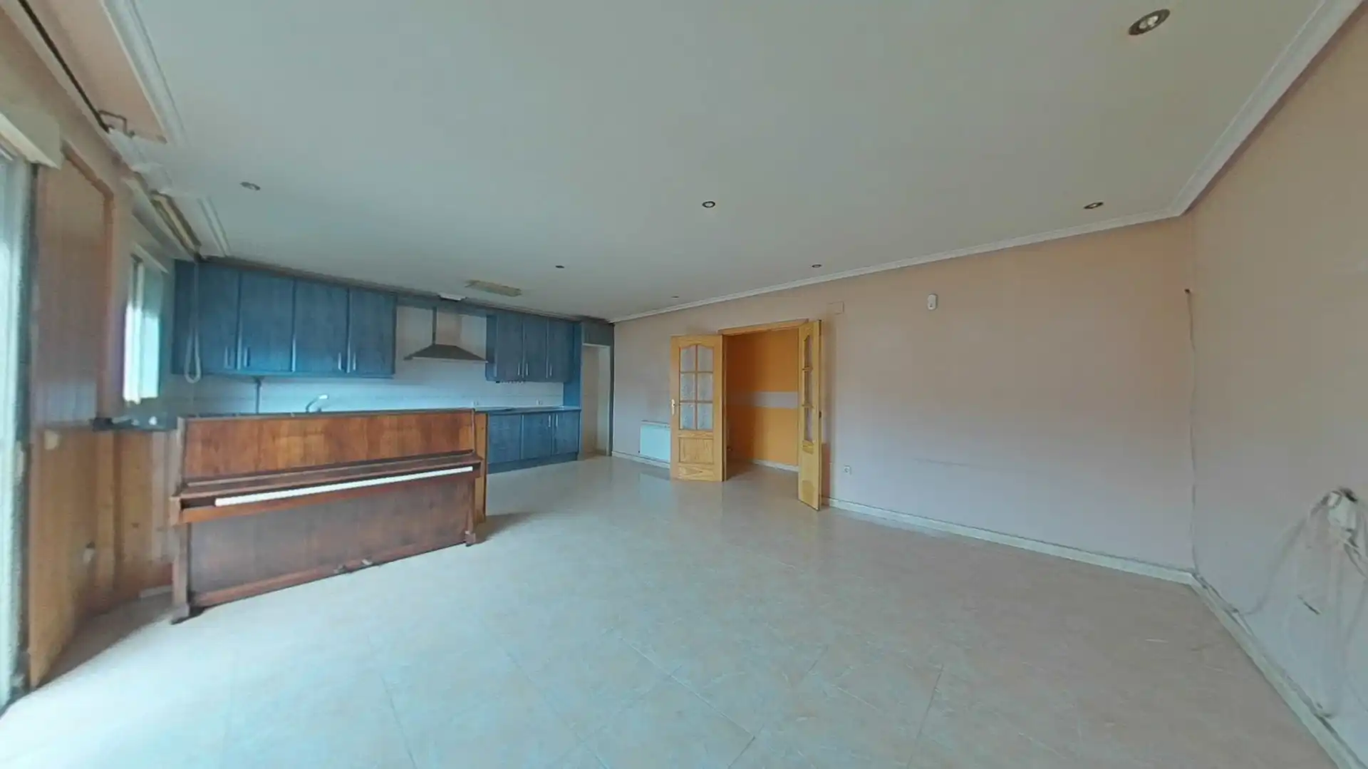 Cuina de Apartament en venda en El Tiemblo  amb Calefacció i Balcó