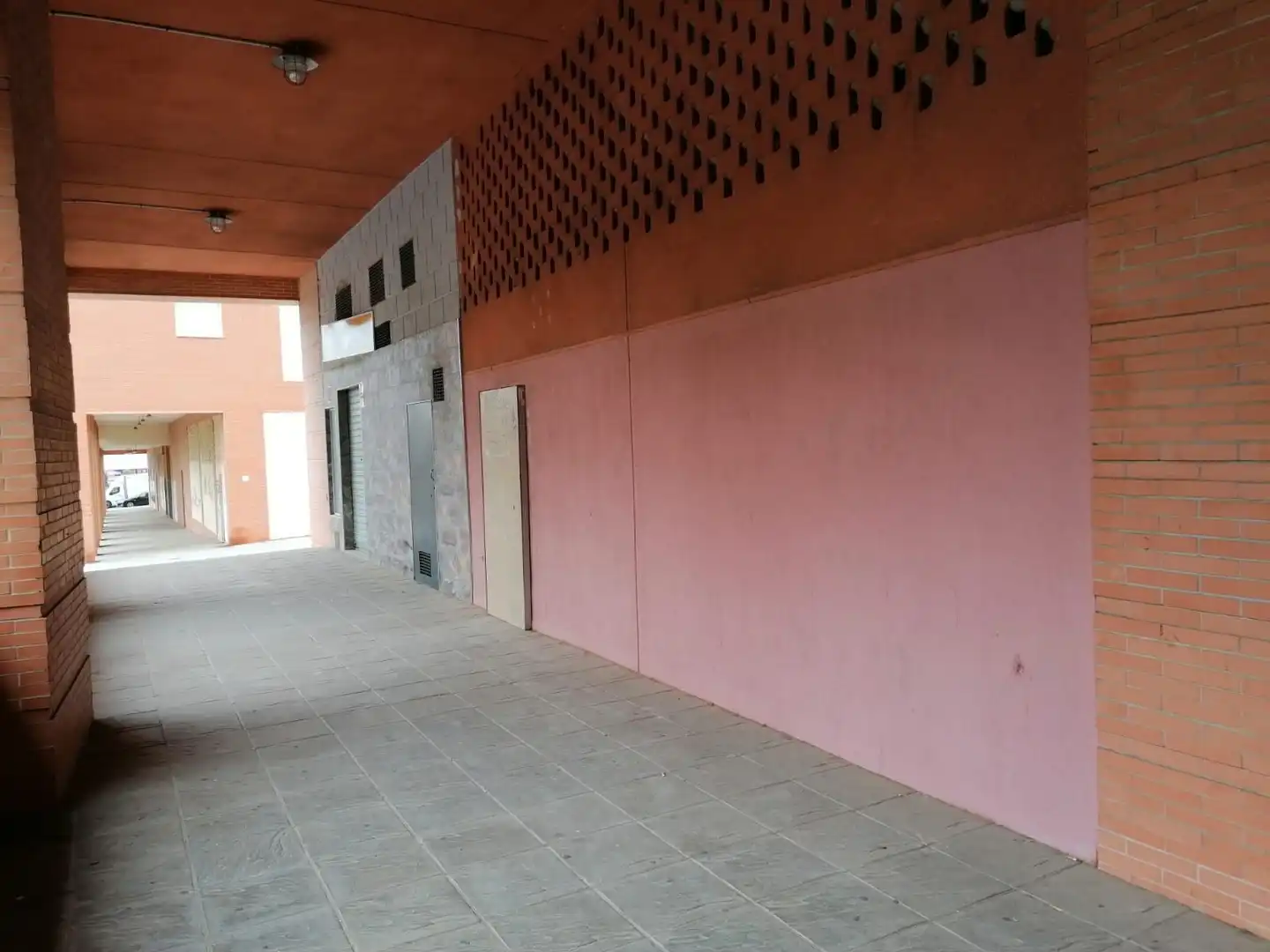 Local comercial en alquiler en Camino del Saladillo