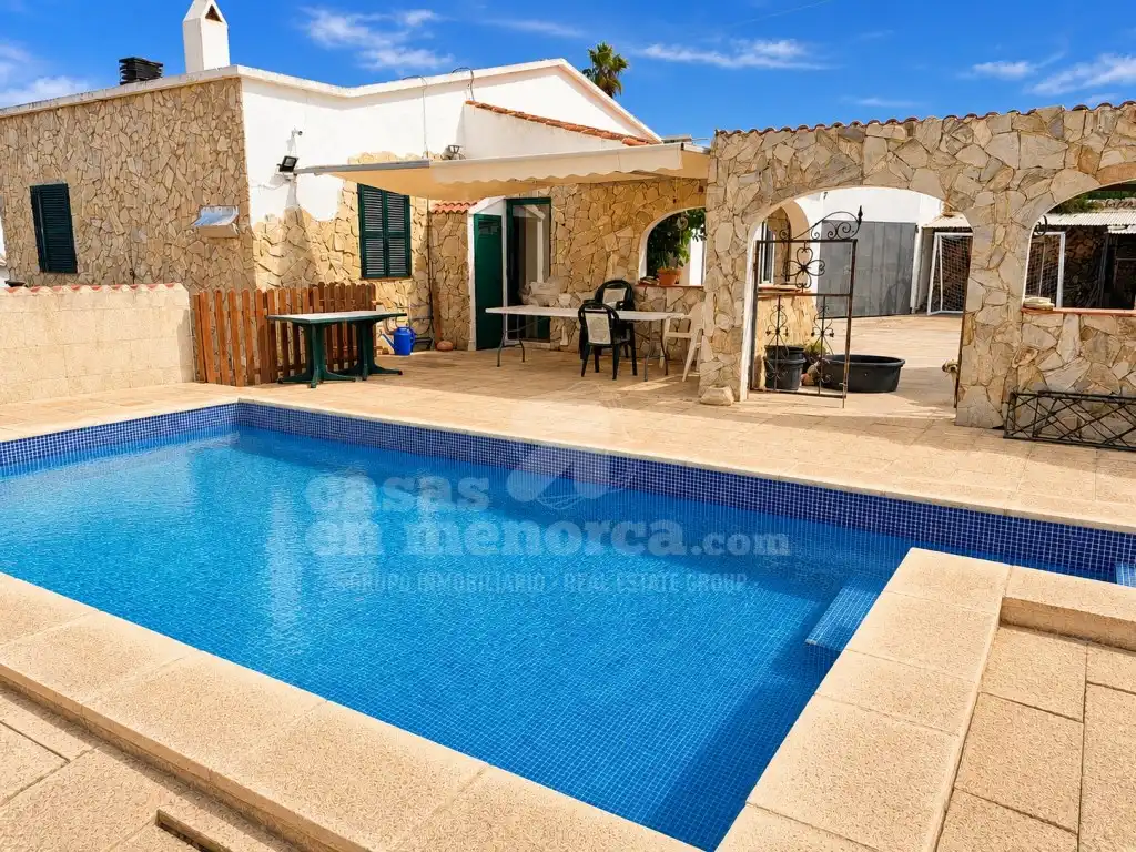Landhaus mit Pool zum Verkauf in Ciutadella