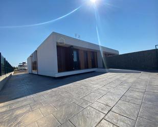 Vista exterior de Casa adosada en venda en Lorca amb Aire condicionat, Calefacció i Jardí privat