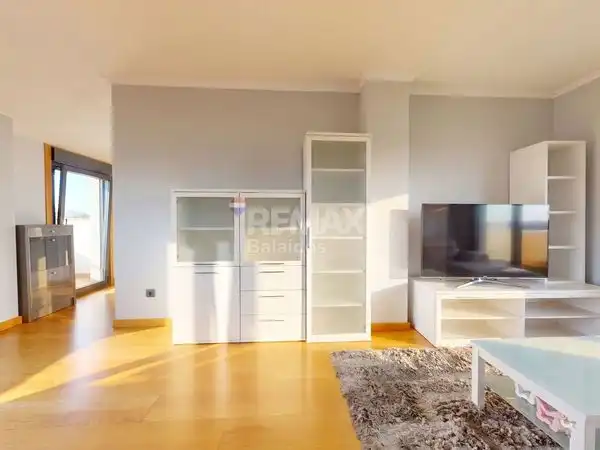 Living room of Flat for sale in Vigo   with Heating, Parquet flooring and Terrace