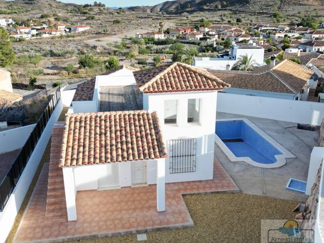Casa-chalet en Venta en Arboleas